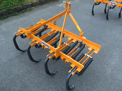 cultivator for tractor width 140cm 7 tynes for soil preparation and weeds disrupting mod de 140 7