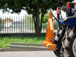 pallet forks for tractors like kubota d 300