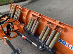 snowblade with plate for tractor ln 250 a