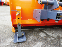 snowblade with plate for tractor ln 250 a