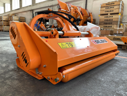 shredder with hydraulic side shift for orchard tractors mod jaguar 150