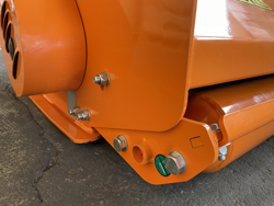 shredder with hydraulic side shift for orchard tractors mod jaguar 150