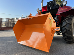 tipping transportbox for tractor bucket 140