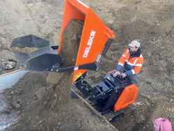 minidumper kubota engine m8000