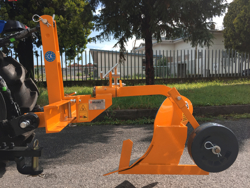 charrue monosoc dp 18 pour micro tracteur type iseki kubota