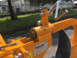 charrue monosoc dp 18 pour micro tracteur type iseki kubota