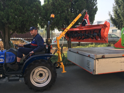 grue hydraulique pour micro tracteurs comme kubota iseki mod el 200