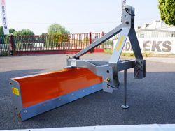 lame niveleuse 150cm pour attelage 3 points tracteur modèle dl 150