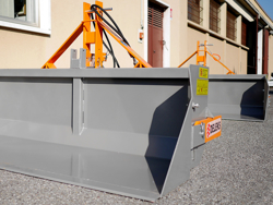 godet de 180cm hydraulique pour tracteur avec attelage 3 points standart mod pri 180 h