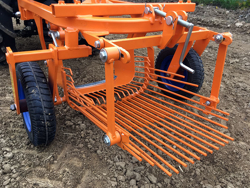 arracheuse de pommes de terre pour tracteur modèle dpt 120