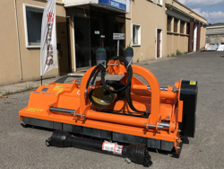 broyeur à marteaux déportable lourd pour tracteur mod toro 240