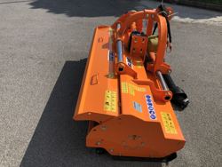 broyeur à marteaux déportable lourd pour tracteur mod toro 240