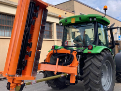 broyeur d accotement latéral alce 220 à marteaux pour tracteur
