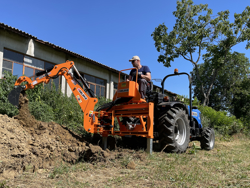 pelle rétro universelle pour tracteur drs 2000t