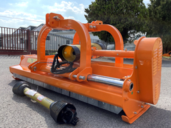 broyeur à marteaux déportable hydraulique pour tracteur mod grizzly 200