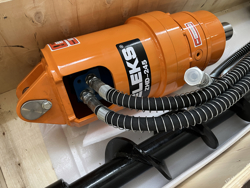 tarrière hydraulique pour mini pelles zhd245