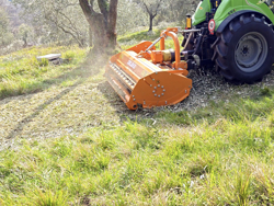 broyeur a marteaux deportable pour tracteur sarments mod gepard 150