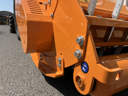 broyeur a marteaux deportable pour tracteur sarments mod gepard 210