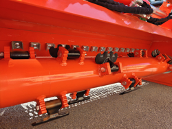 broyeur à marteaux déportable lourd pour tracteur mod gorilla 220