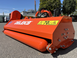 broyeur d accotement giraffa130 pour tracteur fruitier deleks