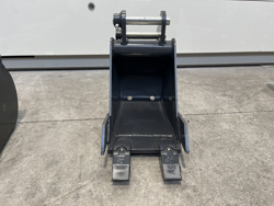 godet pour mini pele bhb 200