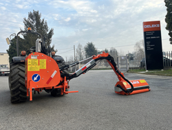 epareuse hydraulique pour tracteur avec broyeur ou taille haie mod merlo