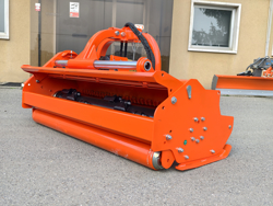 broyeur à marteaux déportable hydraulique pour tracteur mod cervo 200