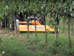 broyeur déportable lynx sp165 pour tracteur renault carraro etch