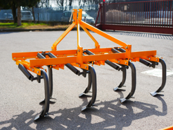 cultivator met 7 vleugelscharen ganzenvoeten 165 cm breed mod. de 165 7 v