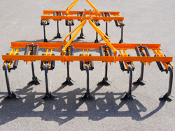 cultivator met 9 vleugelscharen ganzenvoeten 215 cm breed mod. de 215 9 v
