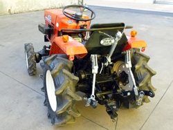 driepuntsophanging voor kleine tractoren zoals kubota iseki etc.