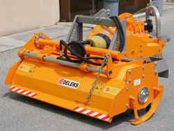 grondfrees voor tractoren hydraulische zijwaartse verschuiving mod. dfh idr 180