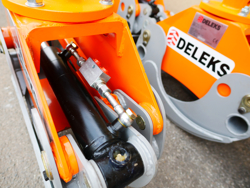 houtgrijper houtklem grijper voor kranen en minigraafmachines van 1 8 tot 3 5t mod dk 11 c