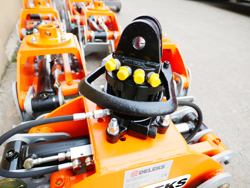 houtgrijper houtklem grijper met rotator voor kranen en minigravers van 4 0 bis 8 0t mod dk 16 gr 30f