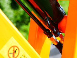 grondboor met hydraulisch systeem voor tractoren mod. l 50h