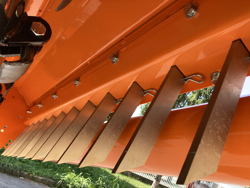 hydraulisch verschuifbare klepelmaaier met hamerklepels zware uitvoering model toro 200