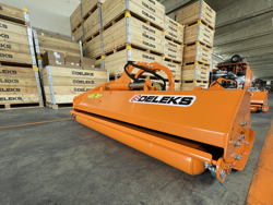 klepelmaaier met hydraulische zijdelingse verschuiving voor middelgrote tractoren