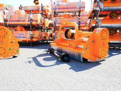 klepelmaaier met zijwaartse verschuiving middelzware uitvoering 140 cm mod. leopard 140 sp