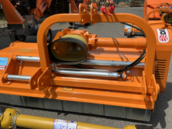 klepelmaaier hydraulisch zijdelings verstelbaar voor middelzware tractoren leopard 160 sph