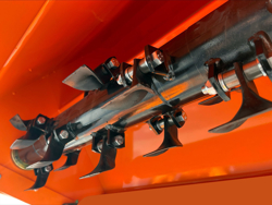 klepelmaaier met opvangbak voor sportvelden of wijngaarden