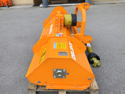 klepelmaaier met zijwaartse verschuiving middelzware uitvoering 140 cm mod. lincione 140 sp