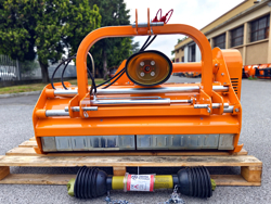 klepelmaaier met zijwaartse verschuiving middelzware uitvoering 120 cm mod. lincione 120 sph