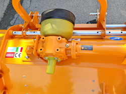 klepelmaaier met zijwaartse verschuiving middelzware uitvoering 160cm mod. lincione 160 sp rev