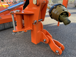 verstek klepelmaaier zware uitvoering voor tractoren met 80 130 pk mod. dragon 180