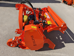 hydraulisch verschuifbare klepelmaaier met hamerklepels zware uitvoering model gorilla 150