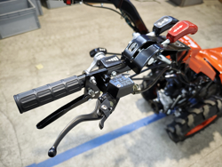 tweewiel tractor eenasser multimachine loncin benzinemotor