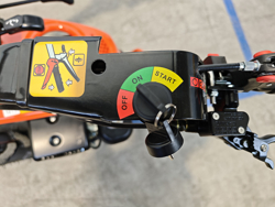 tweewiel tractor eenasser multimachine loncin benzinemotor