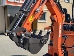 mini graafmachine met toebehoren mod e120