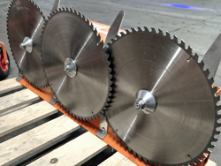 hydraulische snoeizaag met 3 zaagbladen hrdisc3