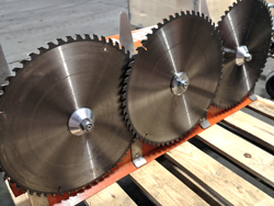 hydraulische snoeizaag met 3 zaagbladen hrdisc3